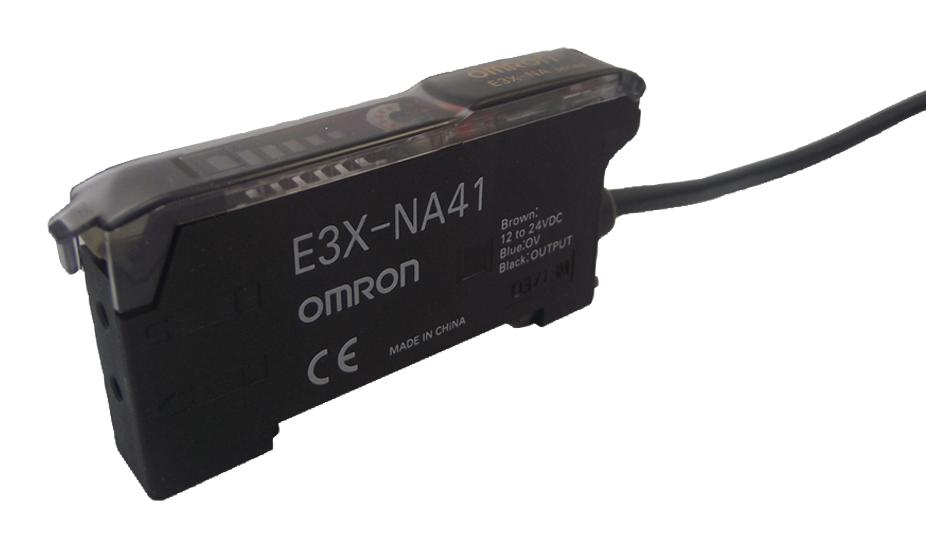 Omron E3X-Na41 Fibre Amplifier, Pot, Pnp, 2M Cable