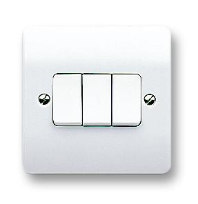 Honeywell K4873Whi 3 Gang 2 Way Switch