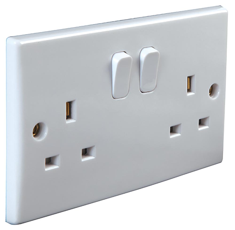 Pro Elec Pel01394 Switched Socket Double Curve